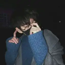 分手了各奔东西的男生个性头像
