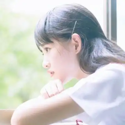 清风扶起,你脸笑起
