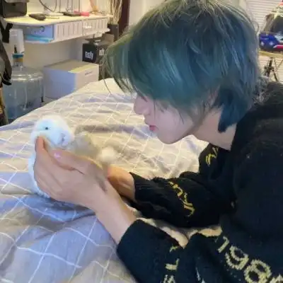 ins风男生头像
