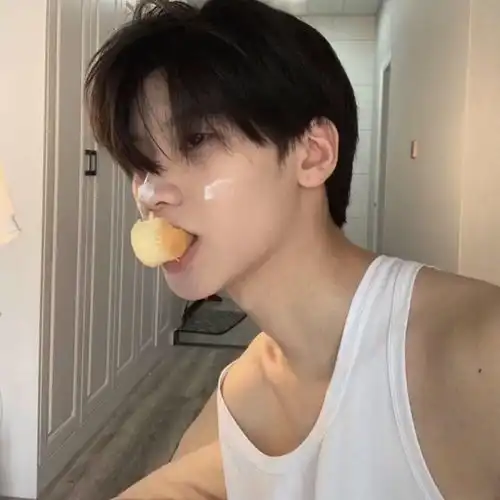 头像我不做好人也不做坏人
