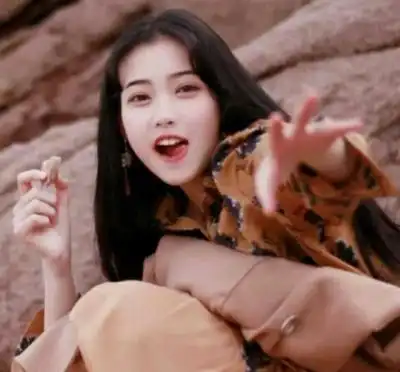 未来2周,爱意徘徊,红鸾迎面来,不想分离,再入旧情,幸福同行双子座
