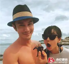 angelababy香港顺产生子黄晓明全程陪护
