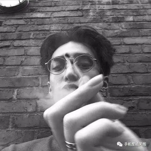 真人头像冷酷霸气,冷酷头像女,霸气头像男
