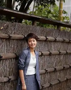 马伊琍的短发男生看了都觉得帅,干练西装连体裤,超有女人味儿
