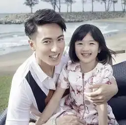 他同时深爱两个女人,娶了18年的初恋,又把情人宠上天,这样的男人来一打
