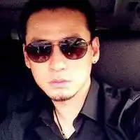写书法有胡子的男人沧桑图片微信头像图片大全