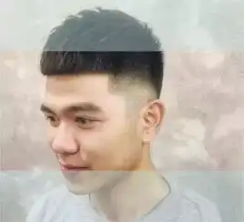 8款最适合夏季的男生短发,阳光帅气更显阳刚之美,看着就凉快
