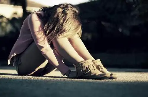 女人失望心凉后的表现有哪些女人一旦伤透了心还能挽回吗
