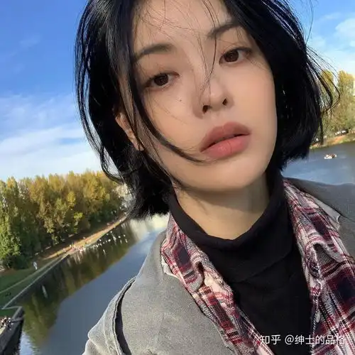 男生眼里的漂亮大方看着顺眼是什么意思
