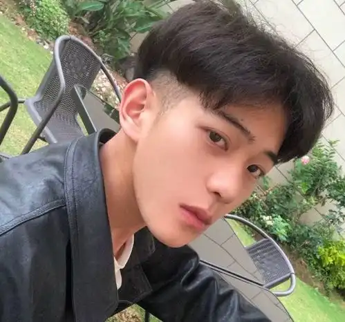 小奶狗敢拿这5字凶你丫头先别生气,他早已把你当未来媳妇

