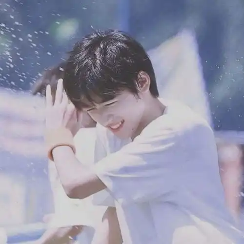 时代少年团头像宋亚轩
