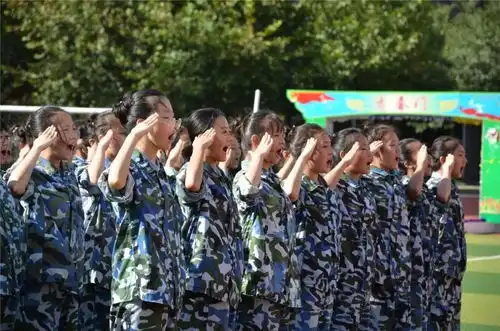 励志青春快乐成长西安经开第一学校西安经发学校七年级举行迎国庆系列活动
