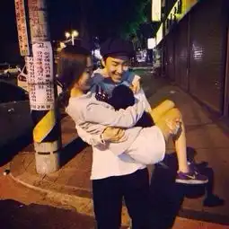 想要拴住男朋友,这些话题千万不能聊
