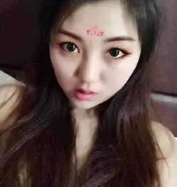 我的微信头像是我自己的照片就是有点暴露一个男性暧昧的朋友非要让我换掉他什么意思

