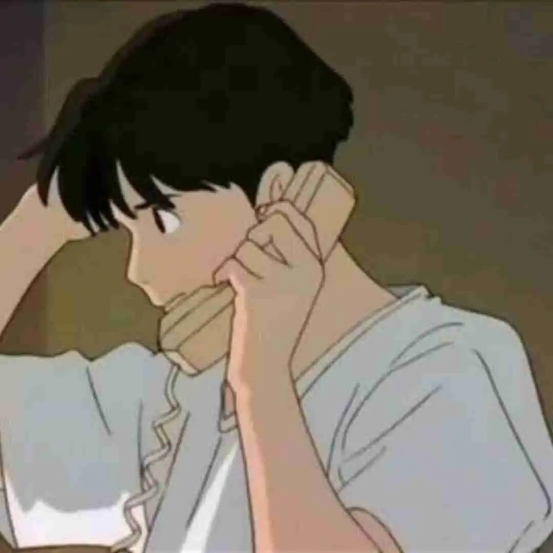 这个打电话的男孩穿白衬衫的是哪部动漫的是情头吗
