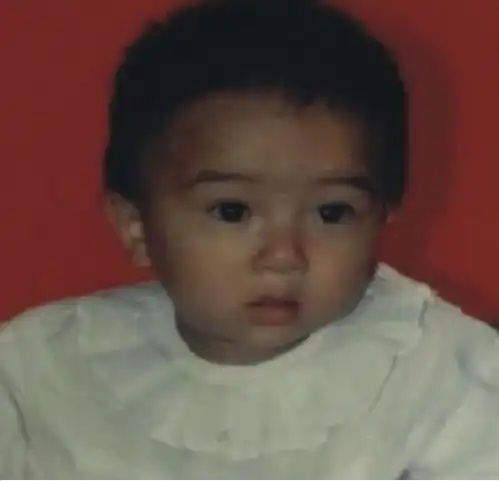 男孩被拐后父亲抑郁自杀,25年后妈妈发现儿子竟是自己4年好友
