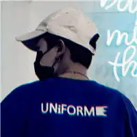 爱好锻炼的男人最有魅力了,带棒球帽的男生头像

