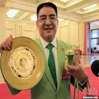 陈光标头像高清图片大全名人陈光标真实头像大图下载
