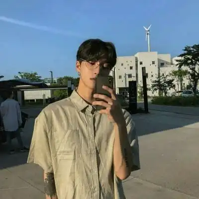 夏天意境男生头像,爱情最让人过分着迷
