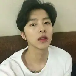 亚洲面孔都有哪些好看的发型看亚洲网红小哥哥都在留哪些发型
